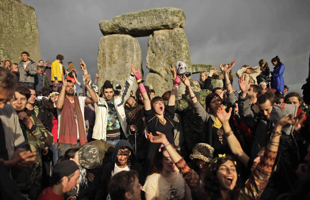 <u>Query</u>: Celebration at a prehistoric monument known for a ring of standing stones<br>
      <u>Named Entity</u>: Stonehenge